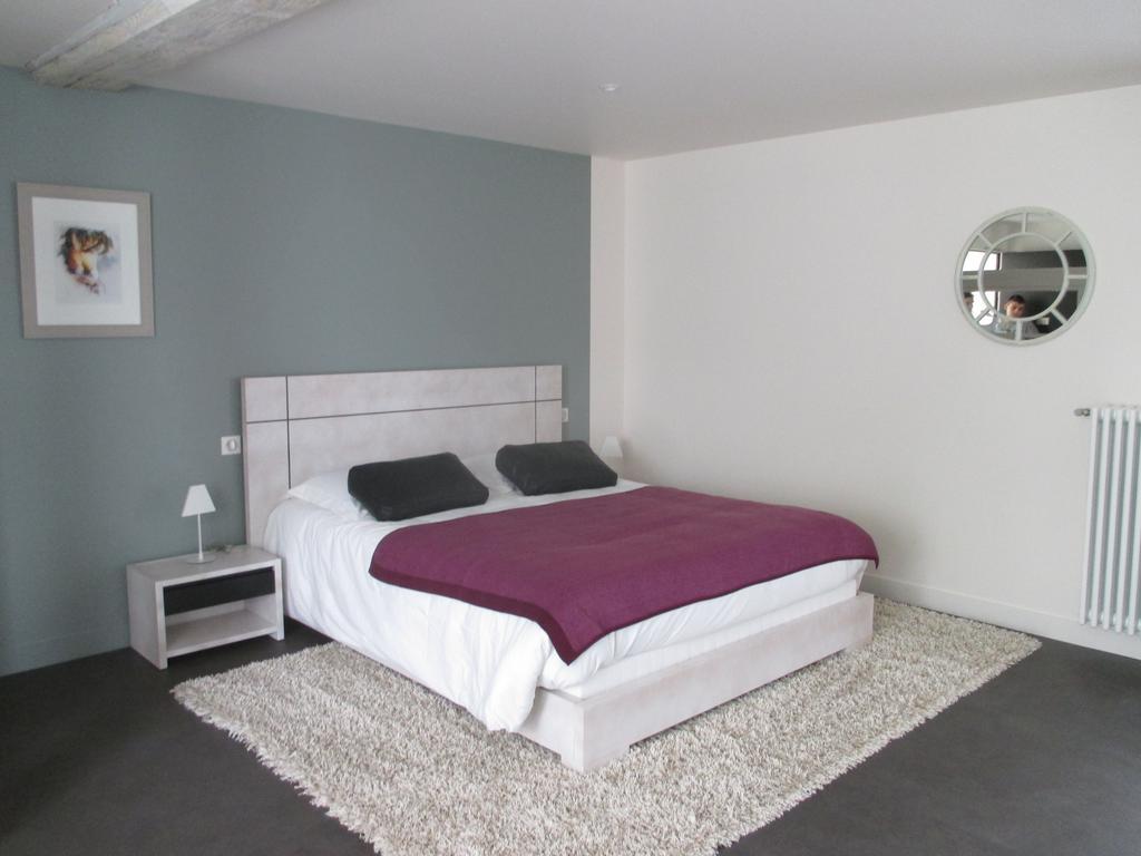Hotel Le Saint Martin Sablé-sur-Sarthe Zimmer foto